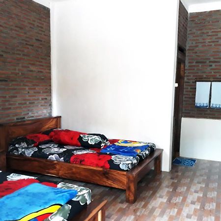 Ragha Homestay Batukaras Esterno foto